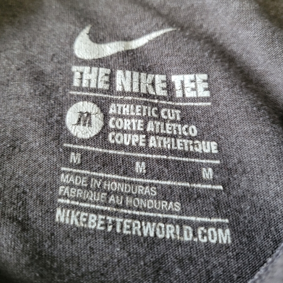 Nike t-shirt - Picture 2 of 2